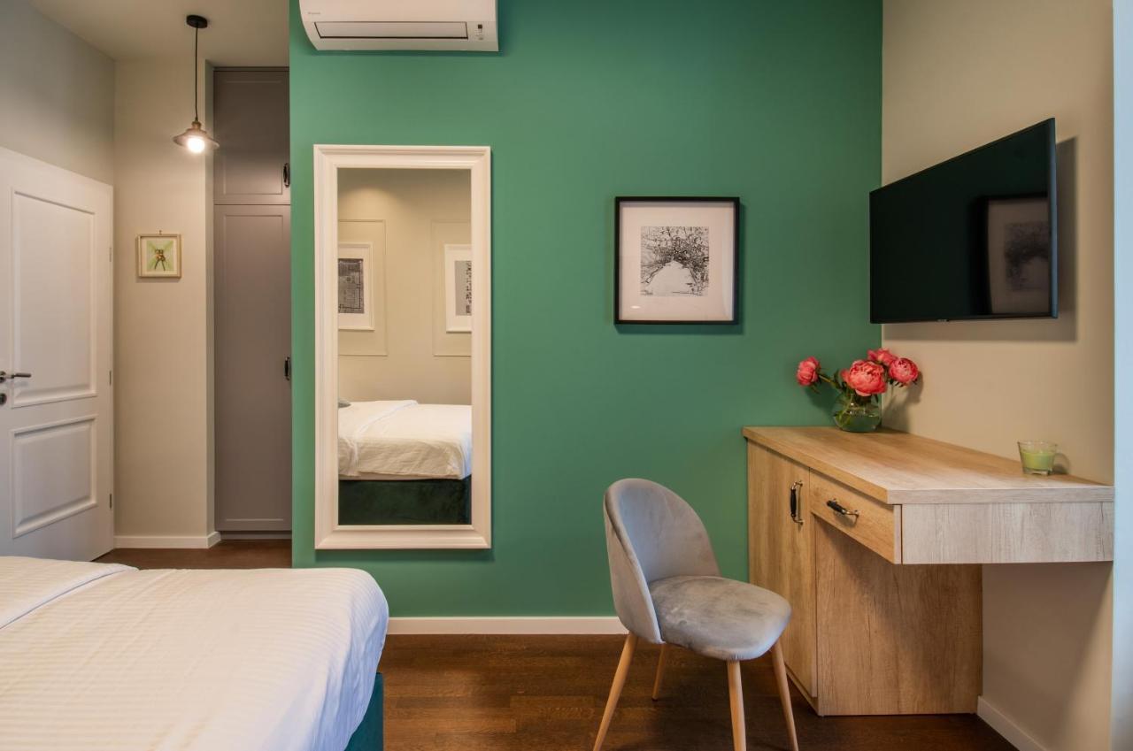 Double Room Private Bathroom
