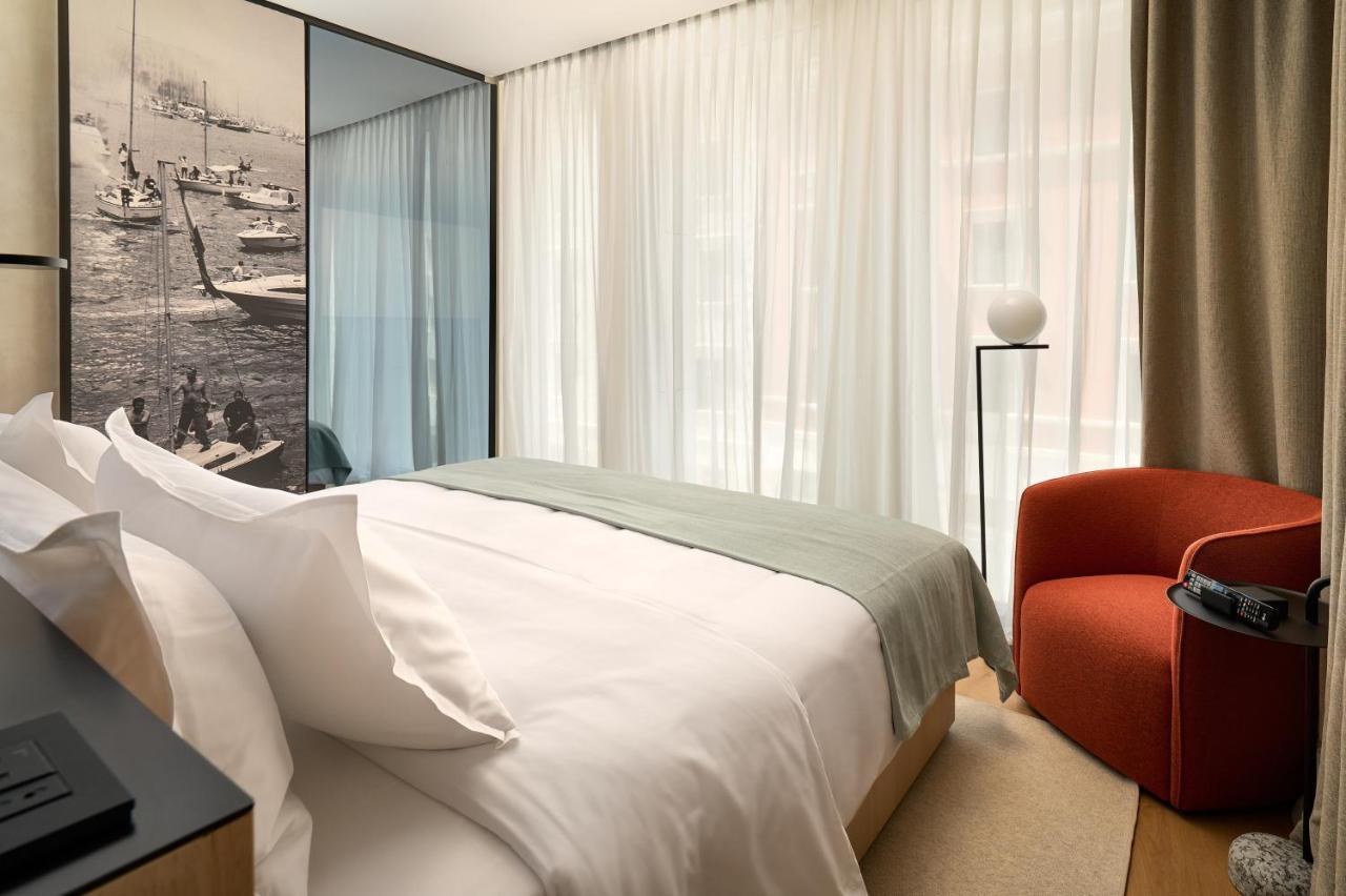 Classic King Room Street View