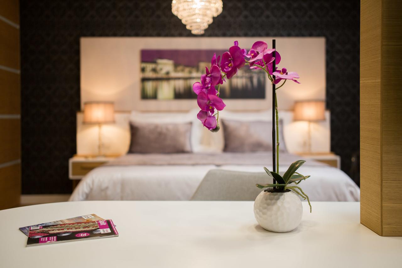 Deluxe Suite Balcony