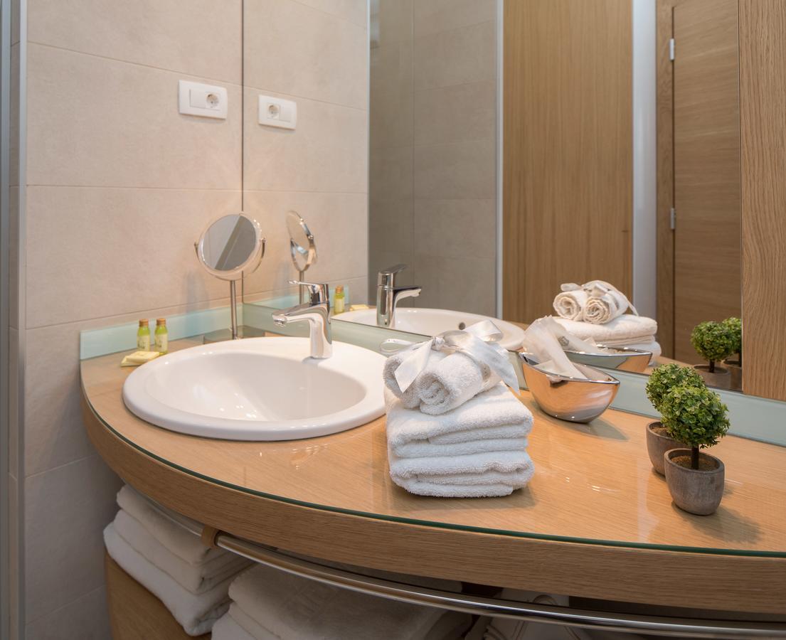 Deluxe Suite Balcony