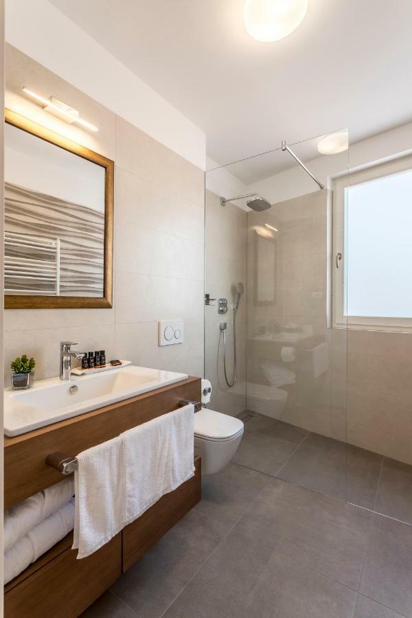 Deluxe Double or Twin Room Balcony