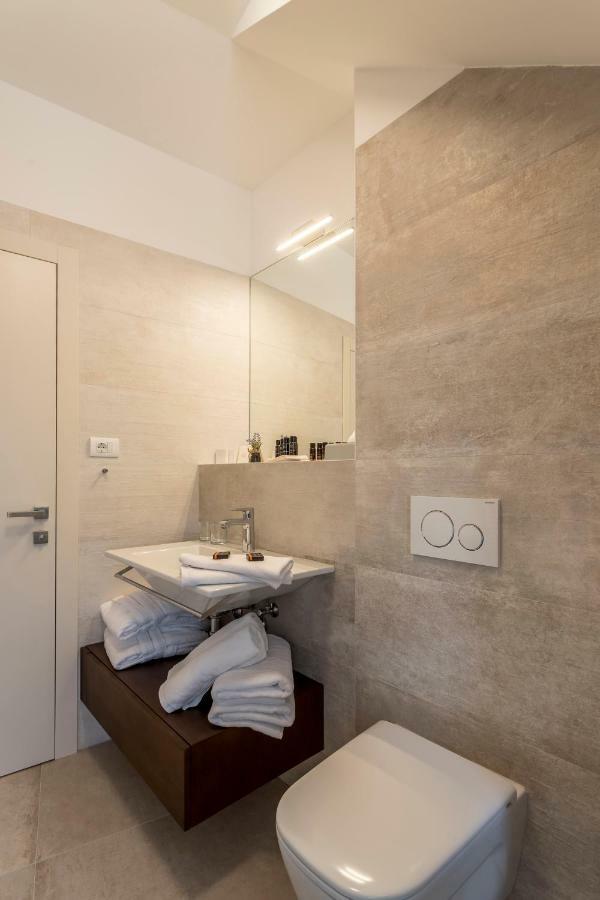 Cosy Loft Double or Twin Room City View