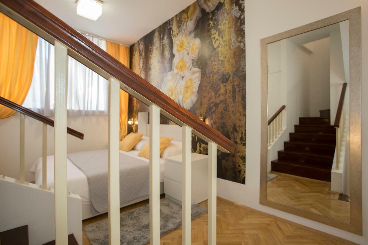 Apartment Split Level