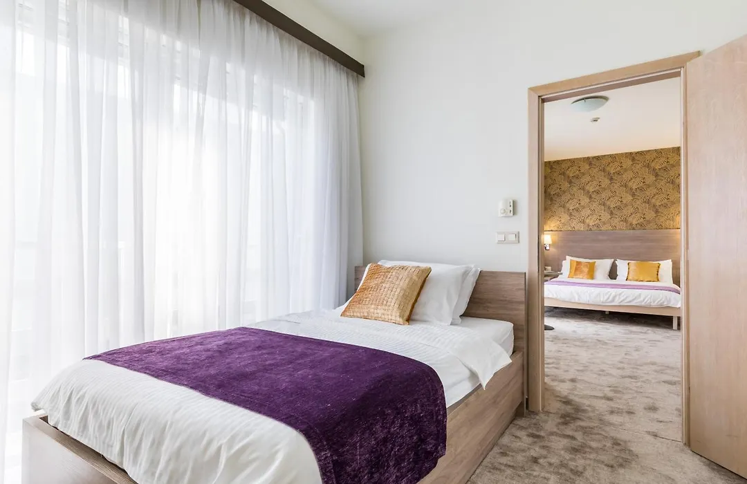 Hotel Mondo-1
