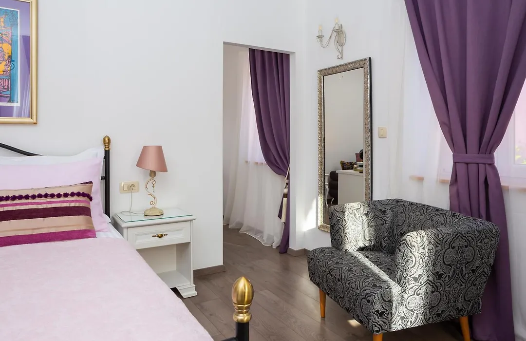 Romantic Luxury Rooms-1