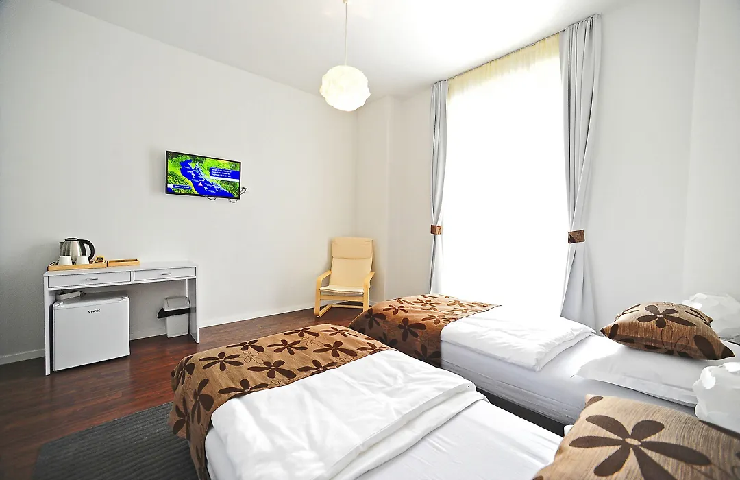 Valenti Rooms-1