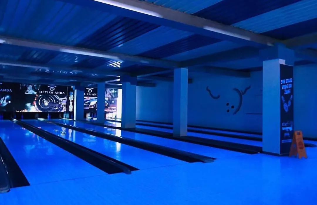 Bowling Hostel-1