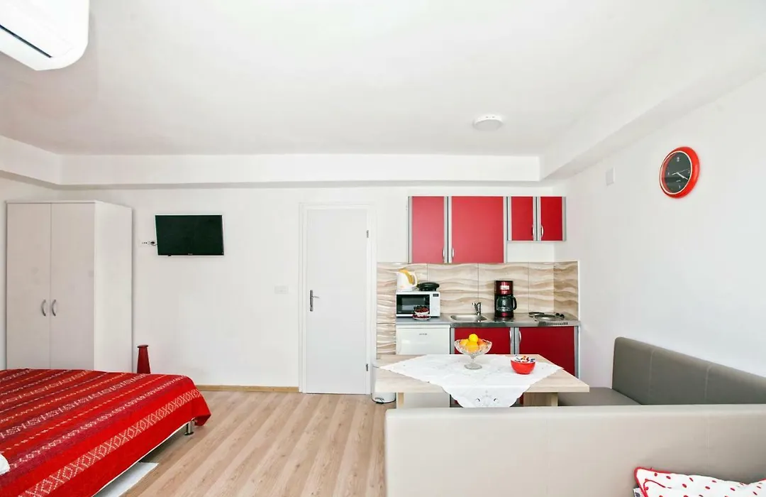 The Garden Rooms & Suites-1