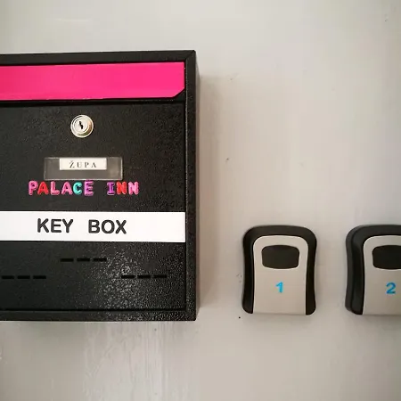 Palace Inn Rooms-2