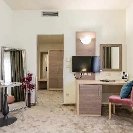 Hotel Mondo-2
