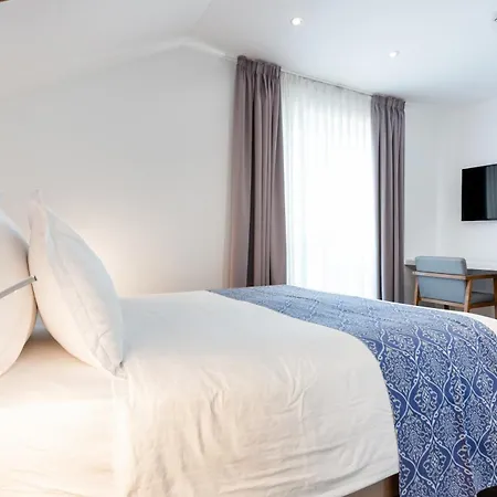 Azur Palace Luxury Rooms-3