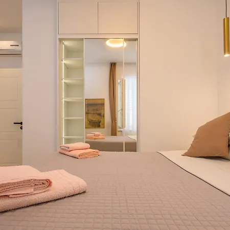 Jupiter Luxury Accommodation-3