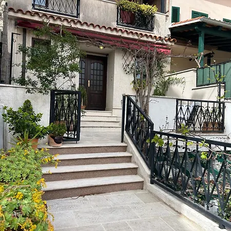 Guesthouse Fjaka-3