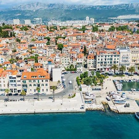 Villa Varos-Charming Stone House In Split Old Town-2