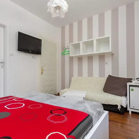 Apartments Aspalathos-2