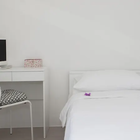 Guest House Lana-3