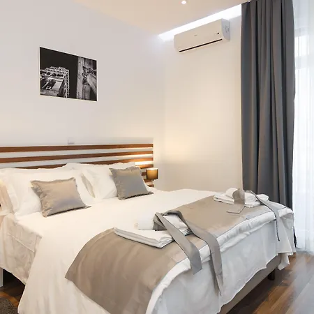 Prima Luxury Rooms-2