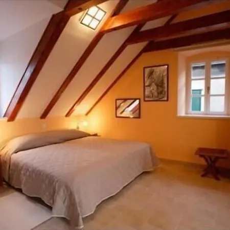 Rooms Toni Palace-3
