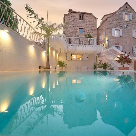 Ibella Boutique Rooms-3